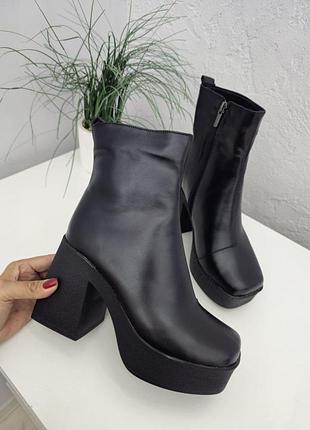 Шкіряні черевики платформа каблук 35-40
