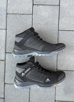 Чоловічі шкіряні зимові кросівки adidas5 фото