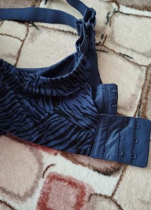 Бюстгальтер розмір 85d3 фото