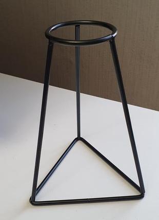 Металлическая ваза в скандинавском стиле2 фото