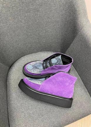 Замшевые фиолетовые ботинки хайтопы на высокой подошве цвет на выбор3 фото