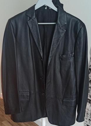 Черный кожаный пиджак1 фото