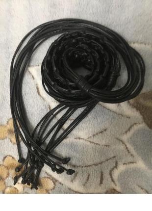Кожаный черный  плетенный мягкий ремень с бахромой