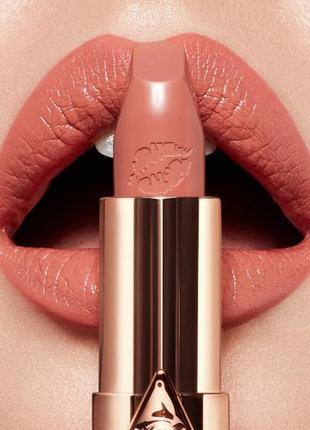 Charlotte tilbury hot lips 2 matte revolution (3.5 g refill, jk magic)8 фото