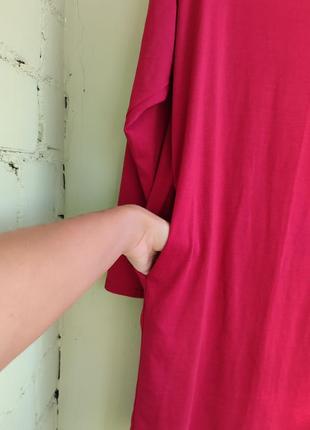 Оригінальна трикотажна сукня плаття оверсайз фасону з довгим рукавом модного червоного кольору3 фото