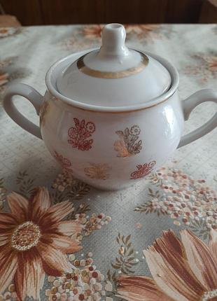 Цукорниця повна