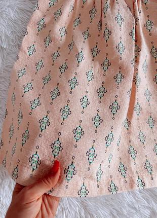 Нежное розовое твидовое платье stradivarius с открытой спинкой5 фото