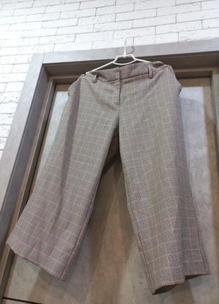 Красивые, стильные брюки широкие, укороченные, кюлоты в клетку3 фото