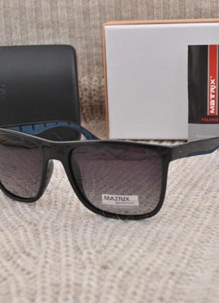Фирменные мужские солнцезащитные очки matrix polarized mt85711 фото