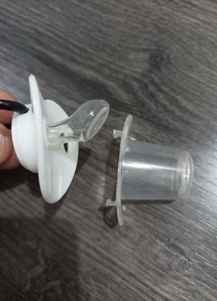 Соска детская пластмассовая ортодонтическая силиконовая.