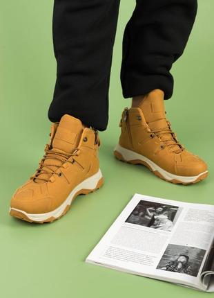 Чоловічі зимові кросівки