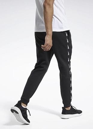 Reebok essential спортивные штаны мужские оригинал.2 фото