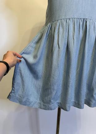 Джинсовое платье с вышивкой4 фото