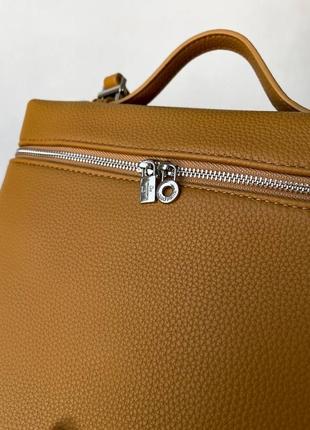 Женский кожаный рюкзак бренд loro piana3 фото