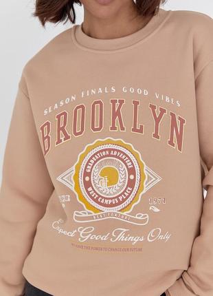 Трикотажный свитшот на флисе с надписью brooklyn2 фото