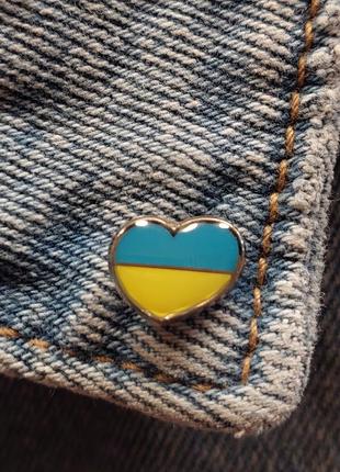 Значок "украина в сердце" (мини,никель)1 фото