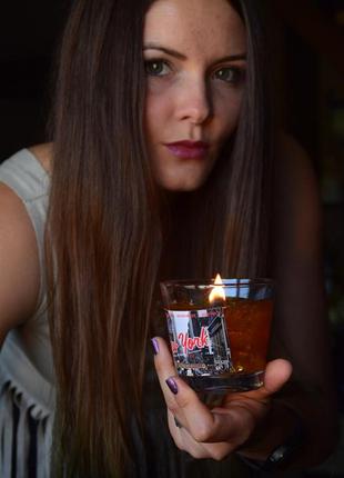 𝐑𝐞𝐭𝐫𝐨 𝐍𝐞𝐰 𝐘𝐨𝐫𝐤 
виски со льдом гелевая свеча7 фото