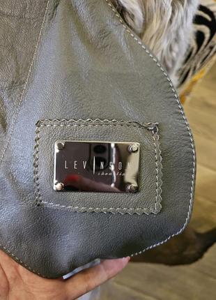 Тепла дублянка, вівця