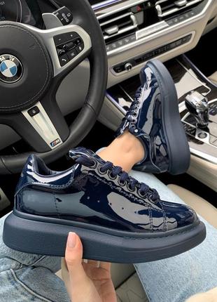 Alexander mcqueen blue  patent шикарные женские кроссовки4 фото
