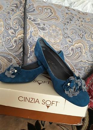 Туфли элегантные 39-39,5 размер