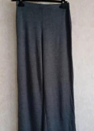 Брюки клеши