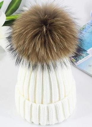 Дитяча в'язана шапка