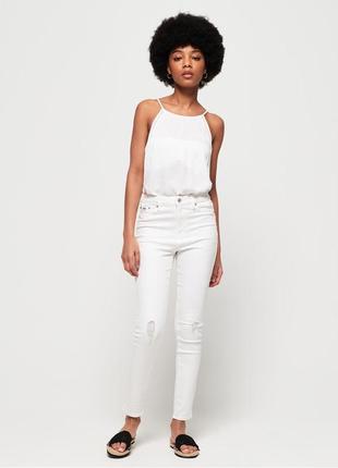 Белые джинсы superdry sophia skinny high waist1 фото