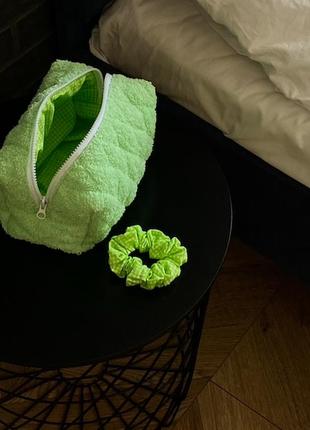 Косметичка fluffy green размер м – 20*121 фото