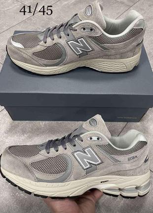 Стильные мужские кроссовки new balance 2002 r модное мужское кроссовки25биленс 2002р