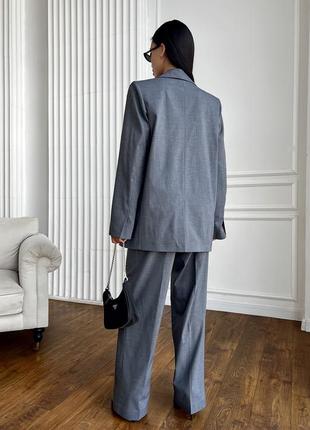Брючный женский костюм  ⁇ элегантный костюм : трендовые брюки палаццо и пиджак over в стиле «с мужского плеча»8 фото
