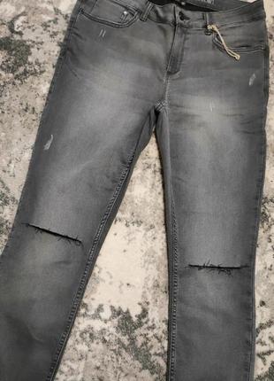Новые серые джинсы2 фото