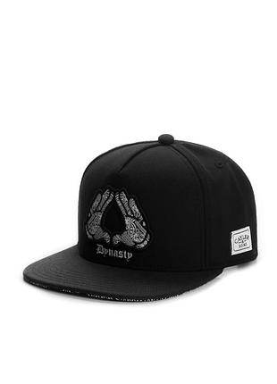 Кепка снепбек wuke dynasty руки с прямым козырьком one size черный
