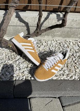 Оригінальні кросівки adidas gazelle