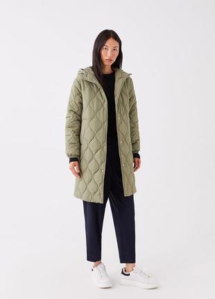 Женское стеганное пальто lc waikiki 40 размер ( на бирке), куртка2 фото