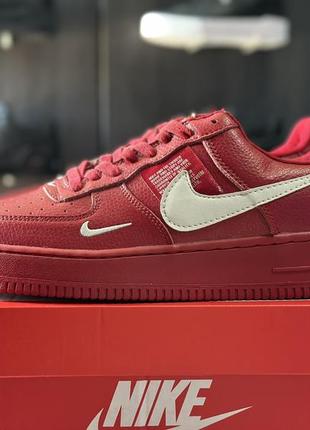 Кроссовки кеды красные nike air force1 фото