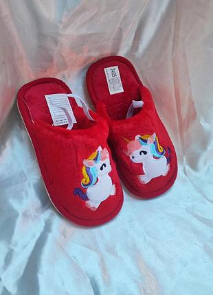 Дитячі тапочки капці червоного кольору з єдинорогом