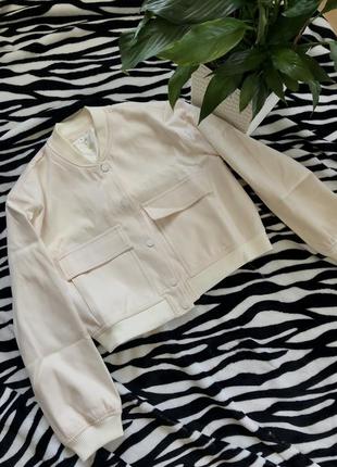 Новий бомпер жіночий s розмір