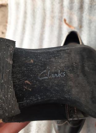 Кожаные женские оксфорды clarks черные с коричневым и белым3 фото