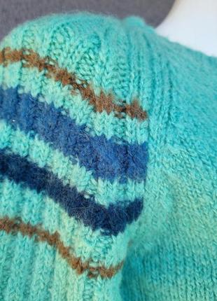 Красивый вязаный свитер с вышивкой с сердцем брендовый ангоровый4 фото