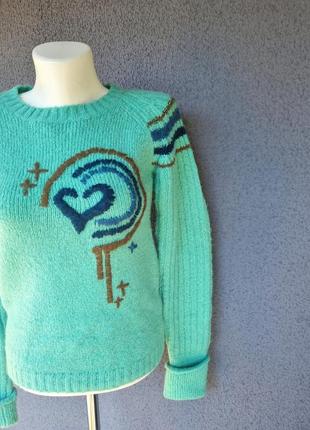 Красивый вязаный свитер с вышивкой с сердцем брендовый ангоровый2 фото