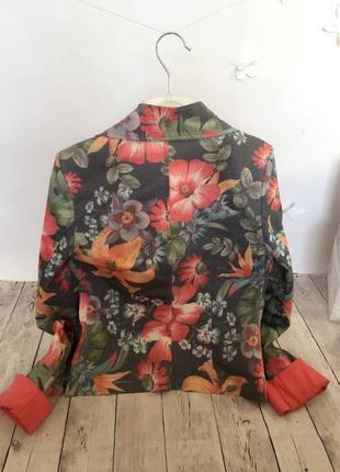 Джинсовый приталенный классический пиджак, жакет в цветочный принт прямой короткий2 фото