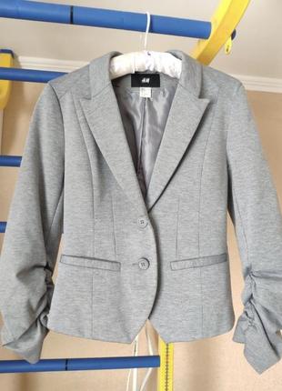 🤍базовый пиджак xs/s h&m с красивыми рукавами приталенный женский жакет пиджак серый куртка1 фото