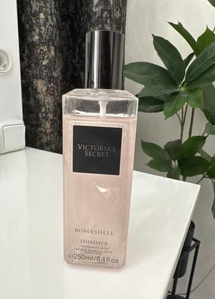 Парфюмированный спрей для тела victoria’s secret bombshell shimmer