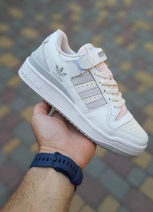 Жіночі літні шкіряні кросівки adidas forum білі з сірим літні кросівки адідас форум для дівчат