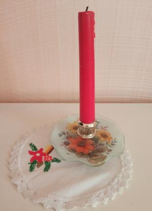 Продам абсолютно новый винтажный английский подсвечник из стекла ,,chans