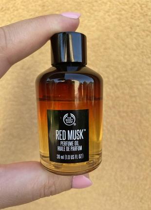 Парфумована олія the body shop red musk