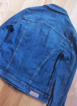 Джинсовка mango синяя джинсовая куртка манго xs s / куртка ветровка / кофта9 фото
