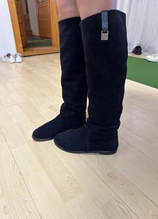 Трендові чоботи жокейські замшеві осінні зимові ботинки труби zara hm mango massimo dutti3 фото
