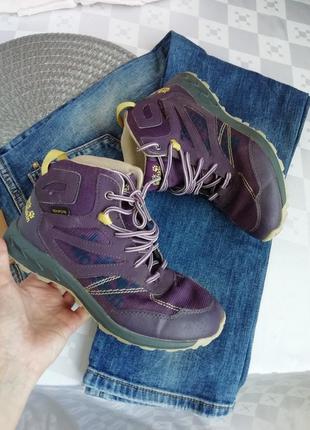 Черевички ботинки кросівки