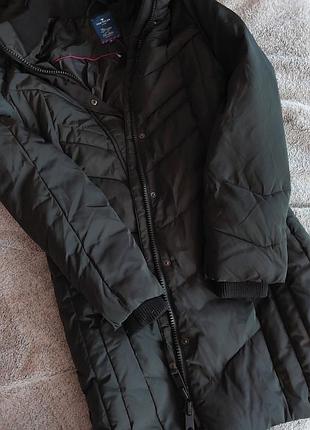 Пуховик жіночий